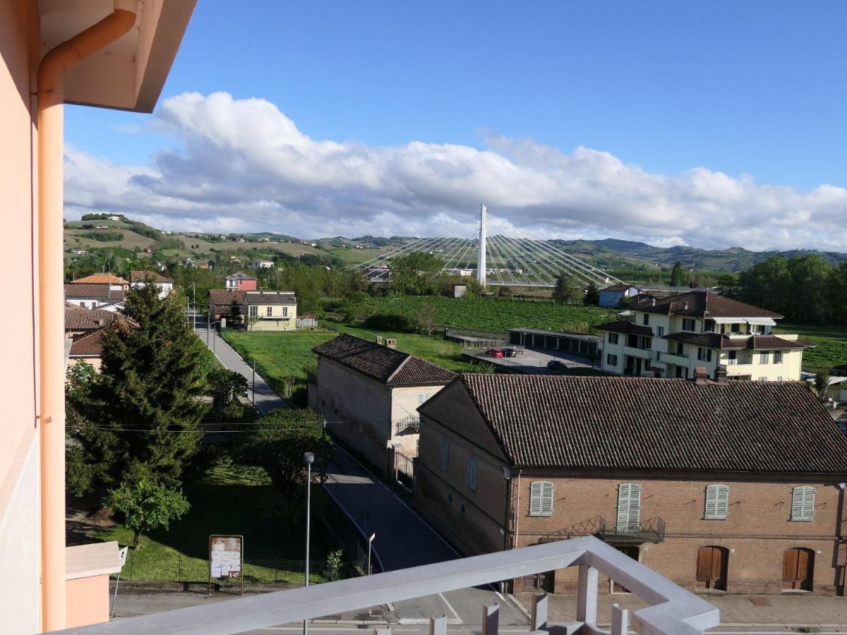 Appartamento Panoramico Nizza Monferrato Zewnętrze zdjęcie
