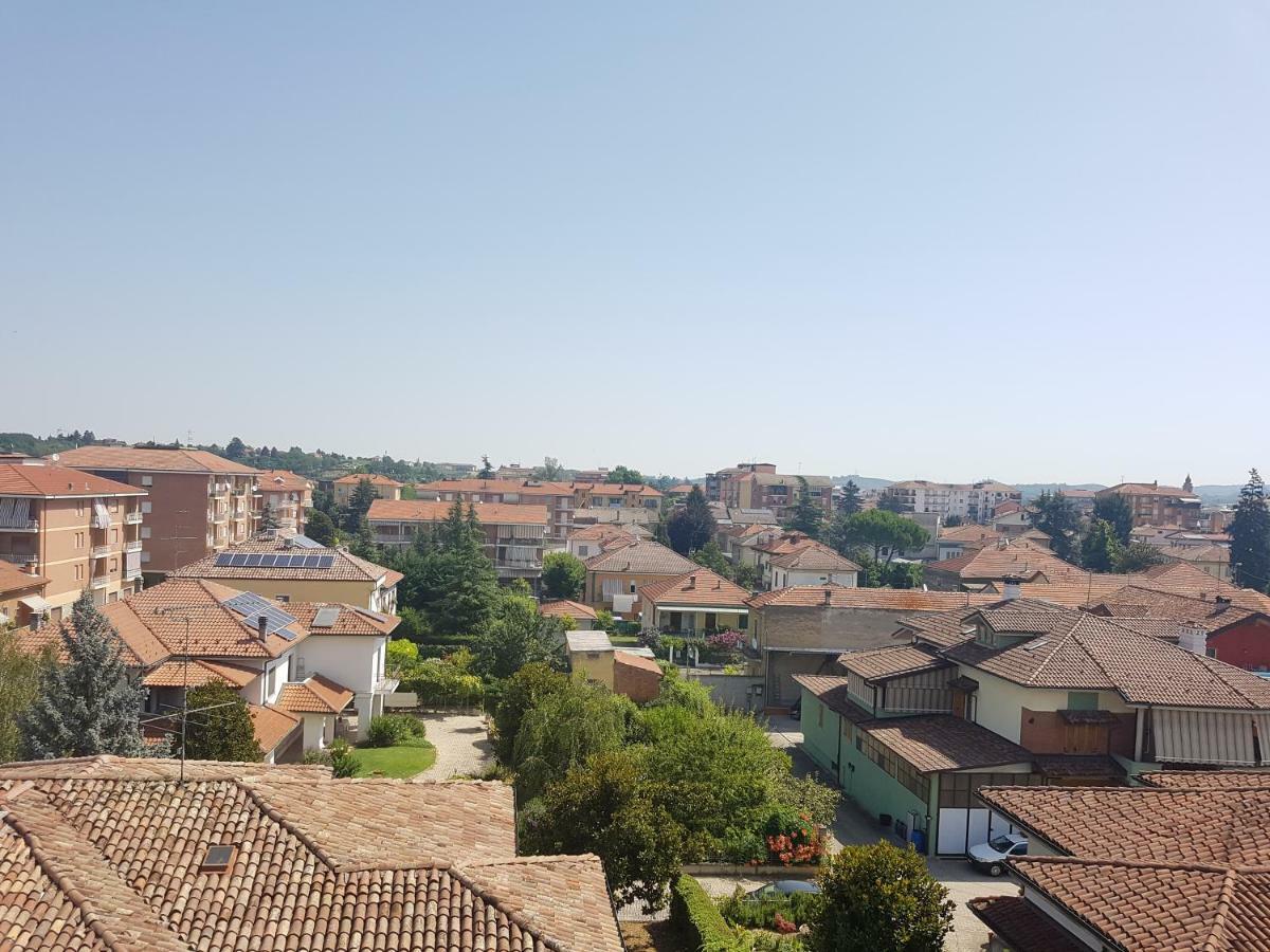 Appartamento Panoramico Nizza Monferrato Zewnętrze zdjęcie