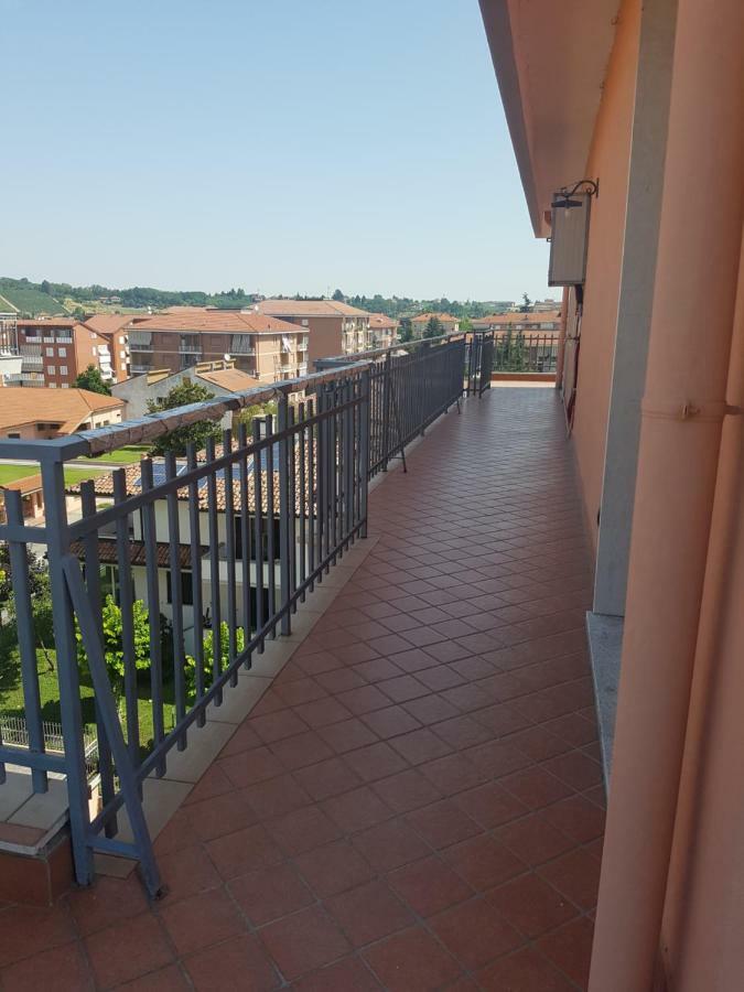 Appartamento Panoramico Nizza Monferrato Zewnętrze zdjęcie