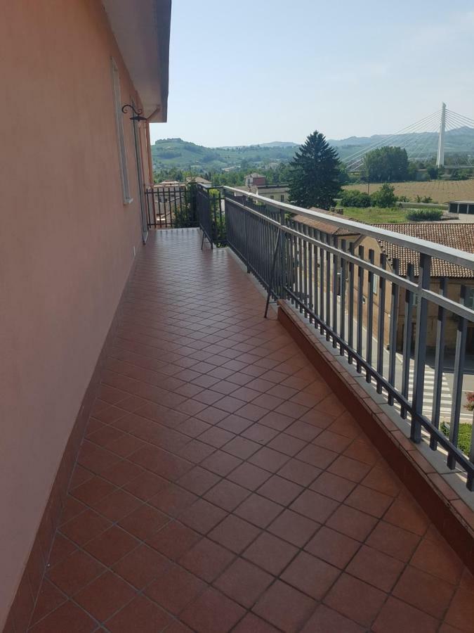 Appartamento Panoramico Nizza Monferrato Zewnętrze zdjęcie